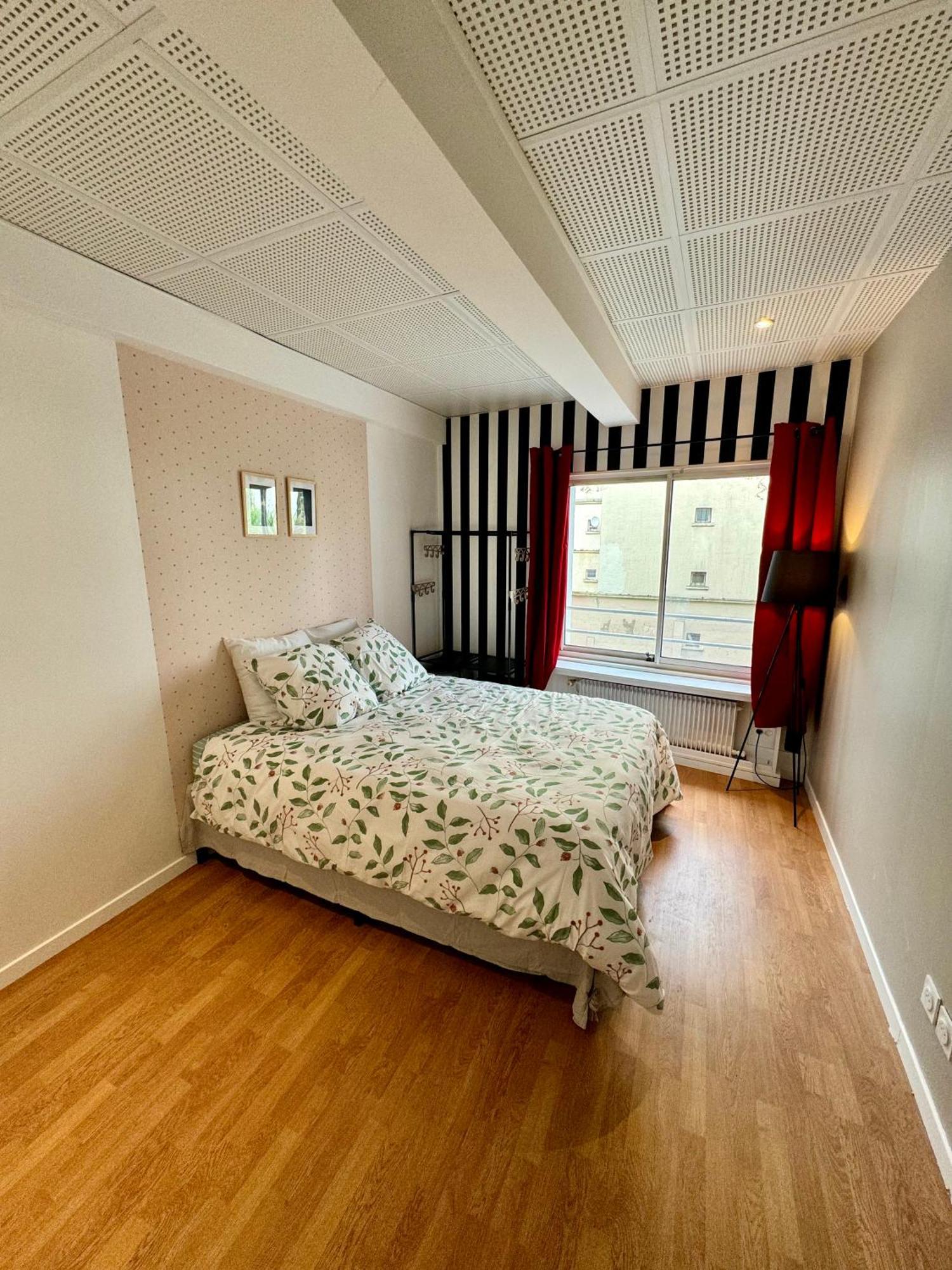 Appartement Lumineux Et Renove Pres De Montmartre "Amelie" Париж Экстерьер фото