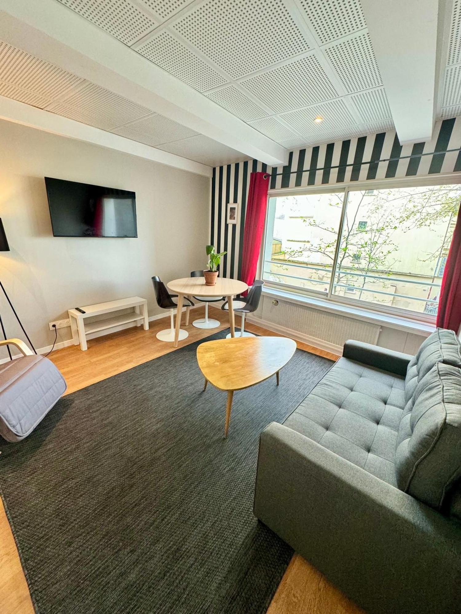 Appartement Lumineux Et Renove Pres De Montmartre "Amelie" Париж Экстерьер фото
