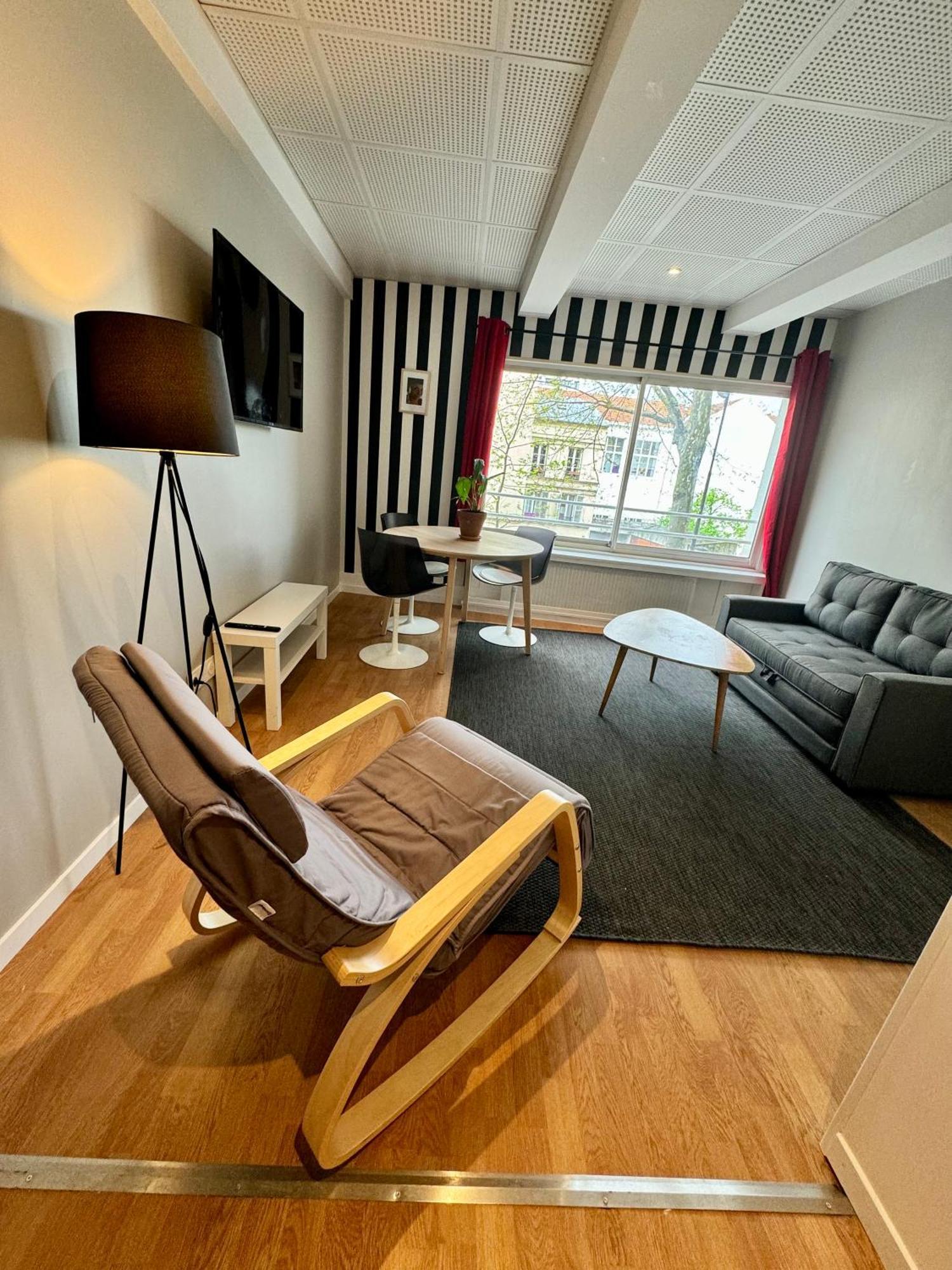 Appartement Lumineux Et Renove Pres De Montmartre "Amelie" Париж Экстерьер фото
